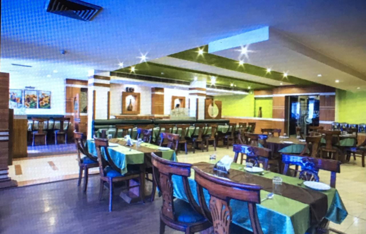 Elm Tree Amritsar Hotel Bagian luar foto