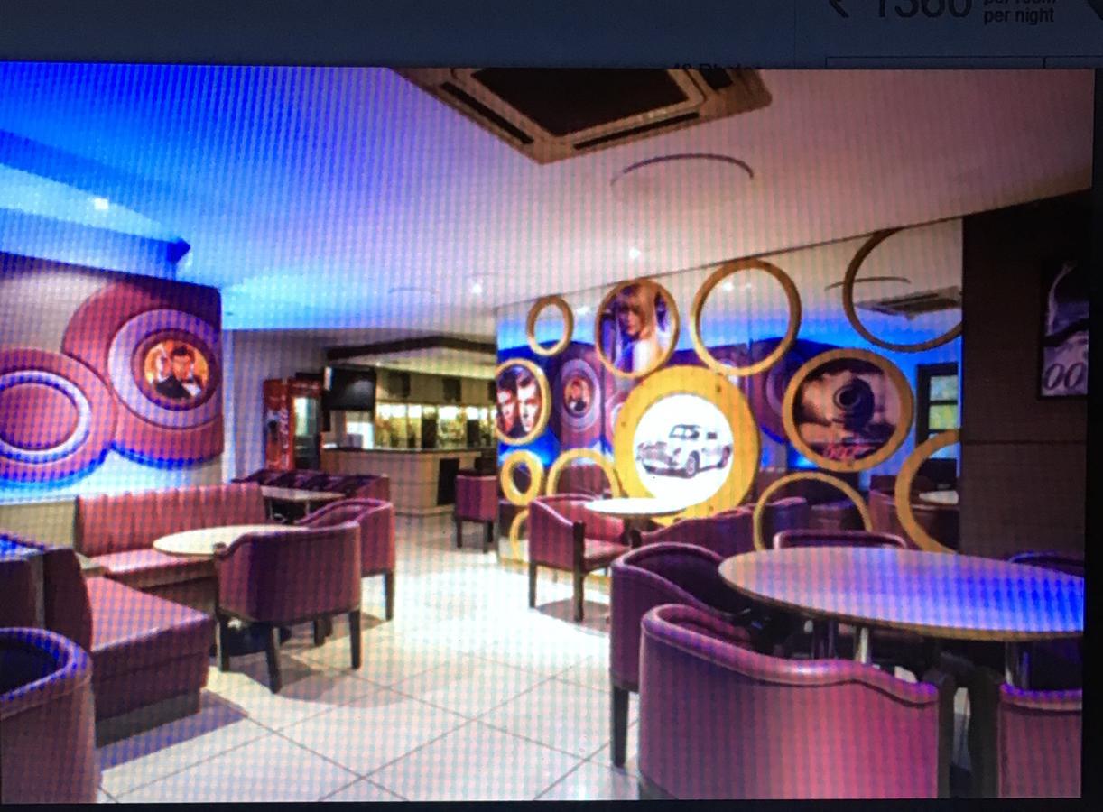 Elm Tree Amritsar Hotel Bagian luar foto