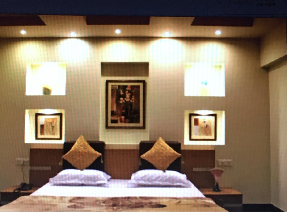 Elm Tree Amritsar Hotel Bagian luar foto