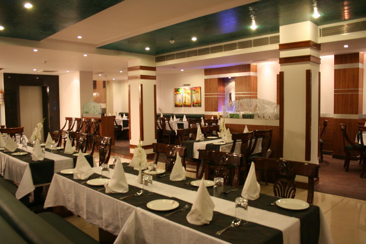 Elm Tree Amritsar Hotel Bagian luar foto