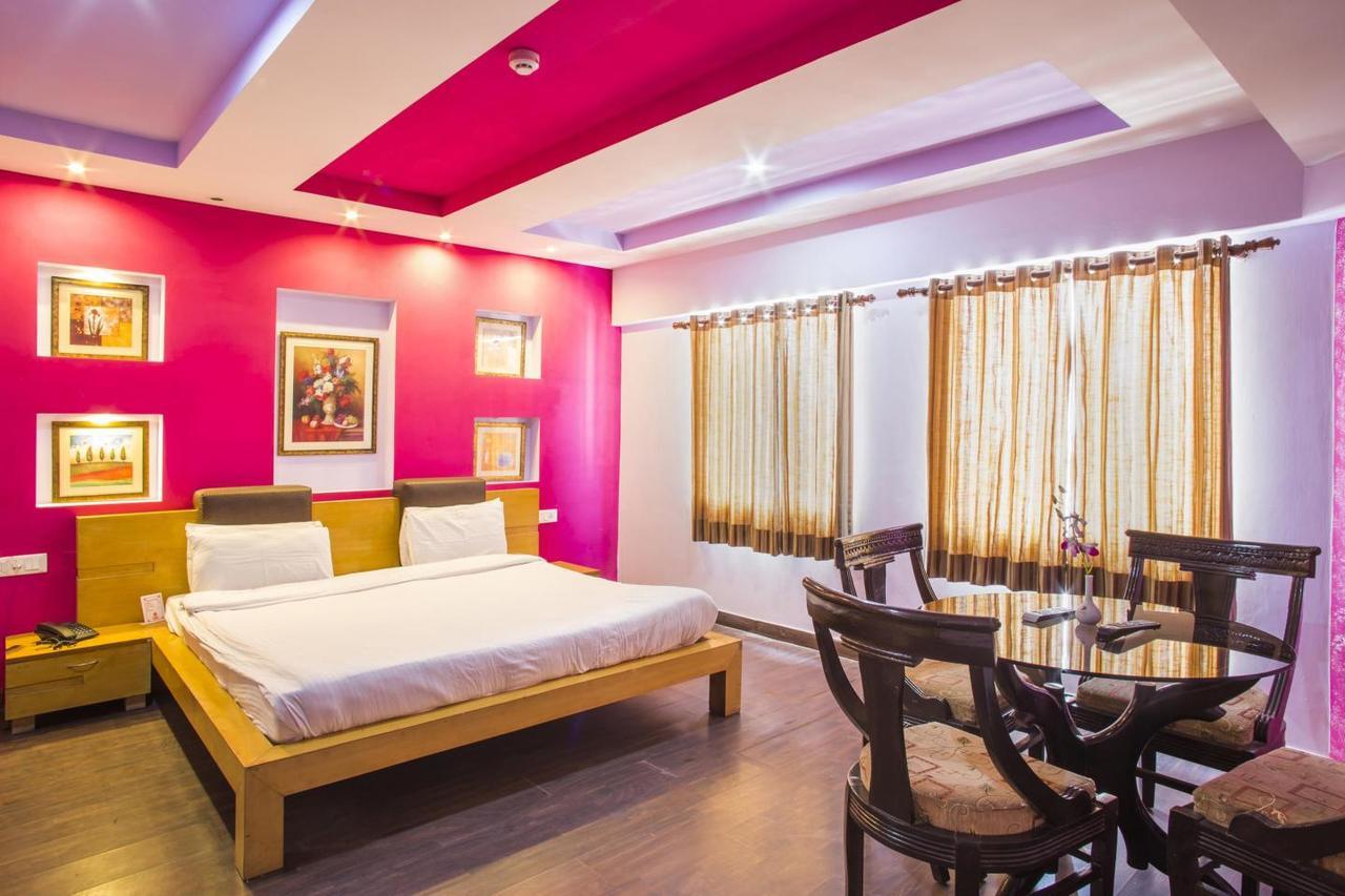 Elm Tree Amritsar Hotel Bagian luar foto